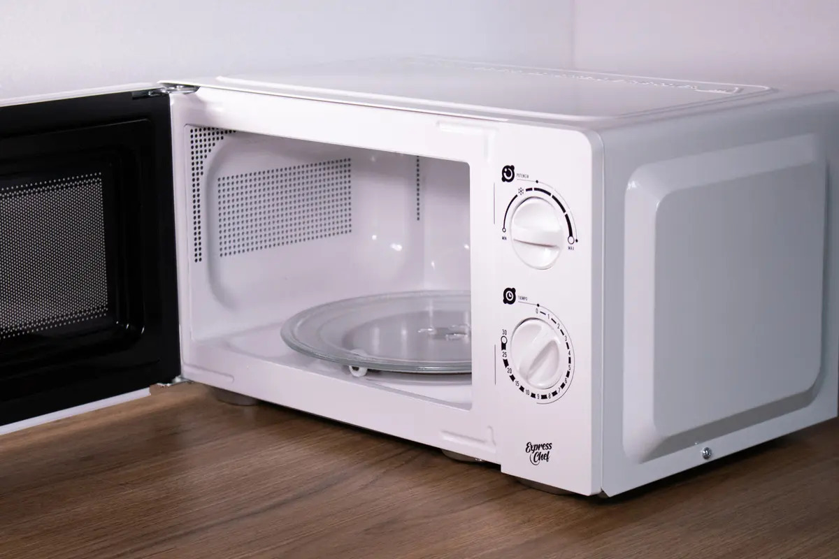 Horno Microondas 20 Litros Analogico Marca Telefunken - Imagen 4