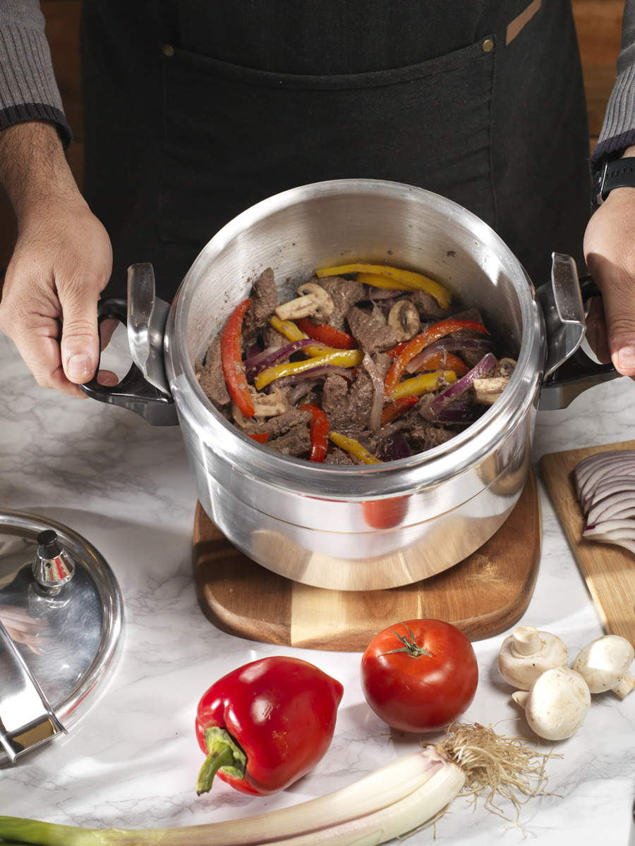 Olla A Presion De Aluminio 6 Litros Marca Diseño Y Cocina - Imagen 5