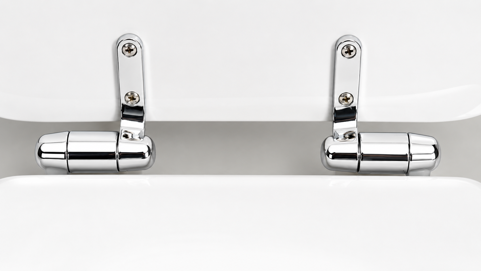 Asiento Tapa WC Elongado De Madera Con bisagras Metalica y Cierre Sueve Modelo Hamburg Marca Taumm - Imagen 7