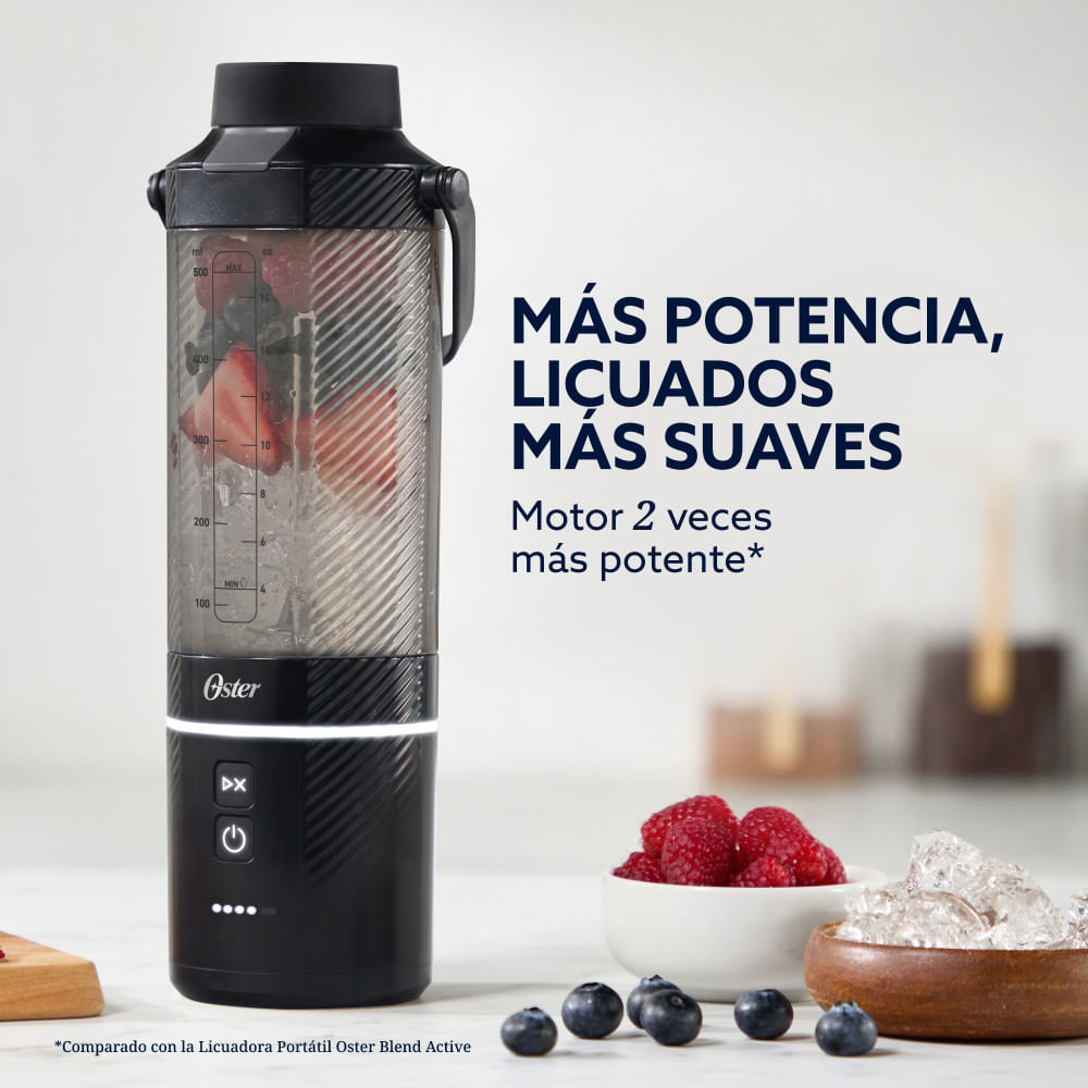 Licuadora Portátil Mini Juguera Recargable USB GoMAX 590 ml Oster Negra