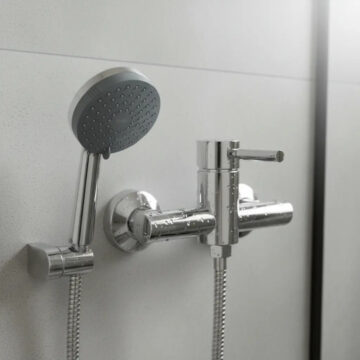 Monomando Llave Grifo Para Ducha Modelo OZ Marca Stretto