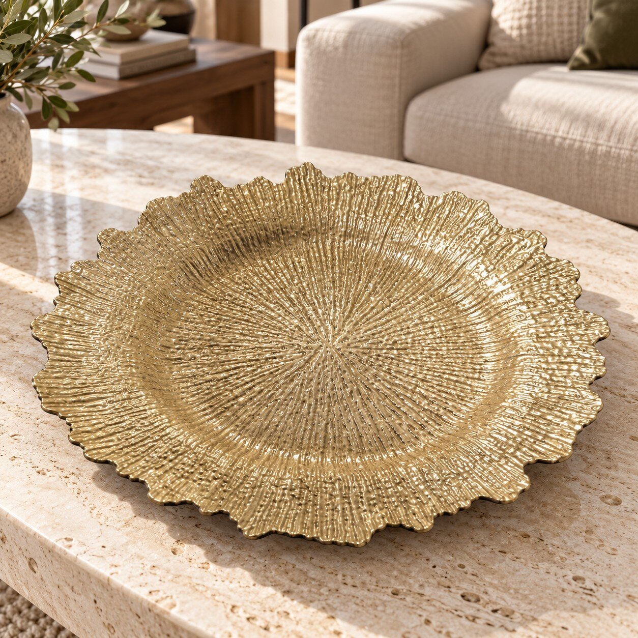 Plato Decorativo Dorado 32 cm Centro de Mesa o Bajo Plato con Relieve Radial y Borde Orgánico - Imagen 3
