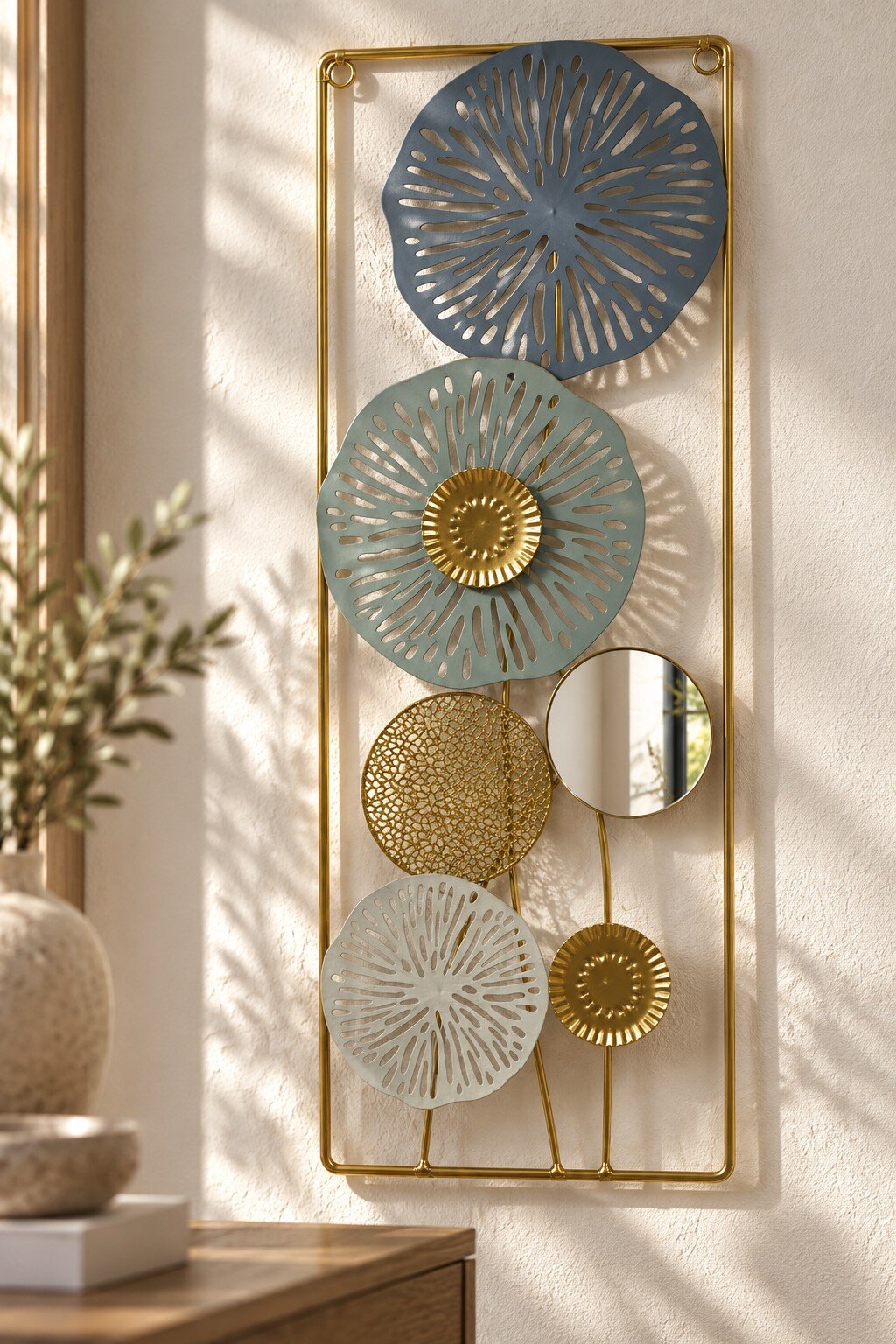 Cuadro Decorativo Rectangular con Espejos y Diseño Floral en Dorado